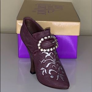 Just the Right Shoe Bordeaux